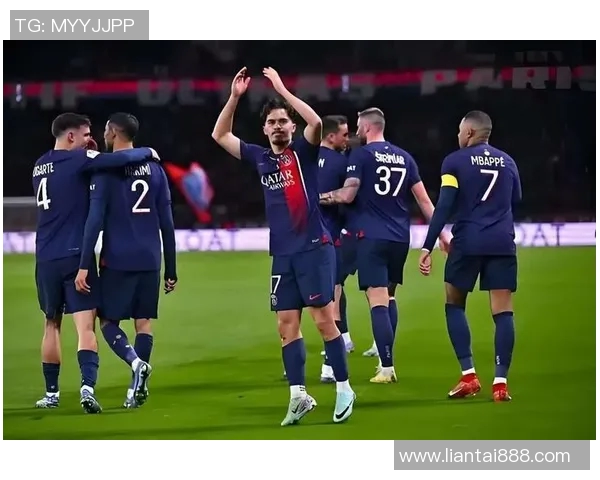 巴黎圣日耳曼足球俱乐部近期签下巴西国脚内马尔,球队实力再添强劲火力